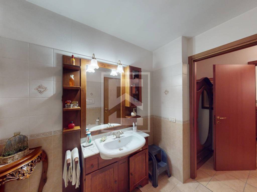 casa indipendente in vendita a Desenzano del Garda