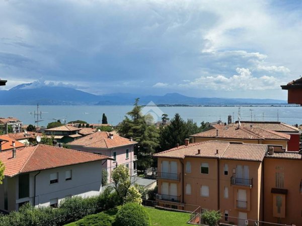 appartamento in vendita a Desenzano del Garda