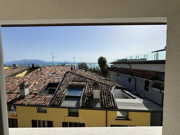 appartamento in vendita a Desenzano del Garda