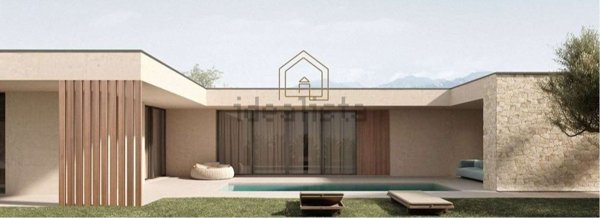 casa indipendente in vendita a Desenzano del Garda