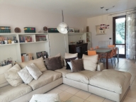 casa indipendente in vendita a Desenzano del Garda