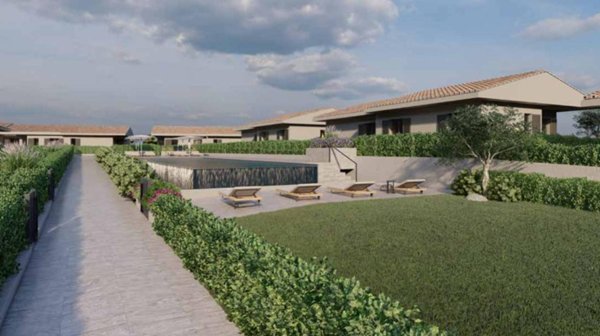 casa indipendente in vendita a Desenzano del Garda
