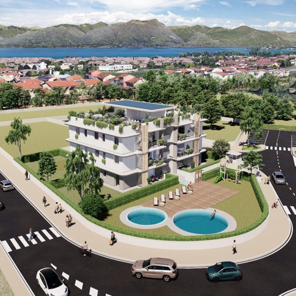 appartamento in vendita a Desenzano del Garda in zona Rivoltella