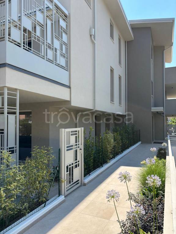 appartamento in vendita a Desenzano del Garda