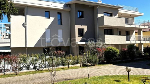 appartamento in vendita a Desenzano del Garda