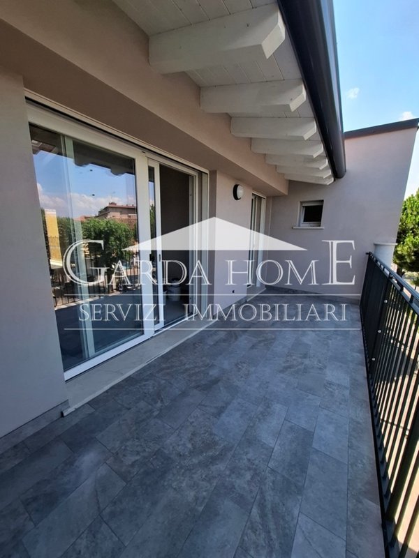appartamento in vendita a Desenzano del Garda