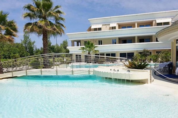 appartamento in vendita a Desenzano del Garda in zona Rivoltella