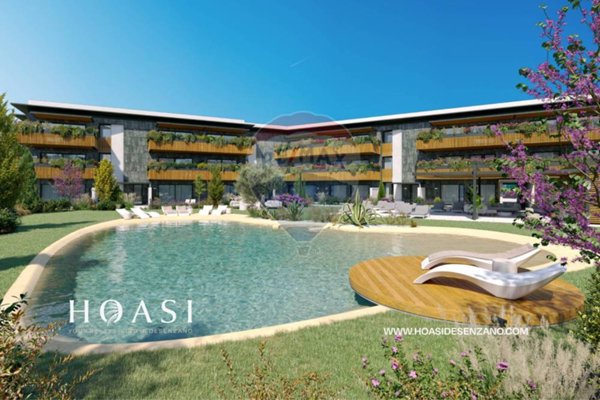 appartamento in vendita a Desenzano del Garda in zona Rivoltella