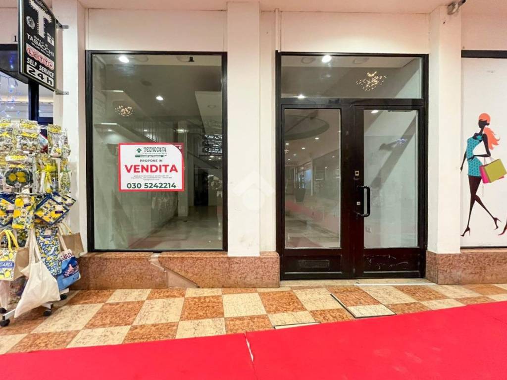 appartamento in vendita a Desenzano del Garda