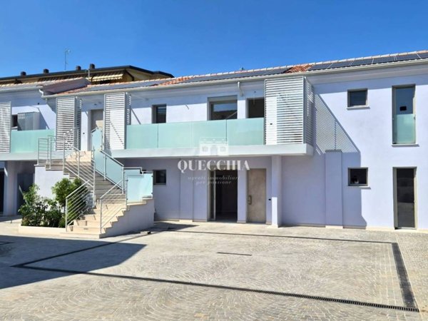 appartamento in vendita a Desenzano del Garda