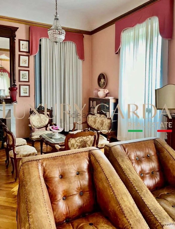 appartamento in vendita a Desenzano del Garda