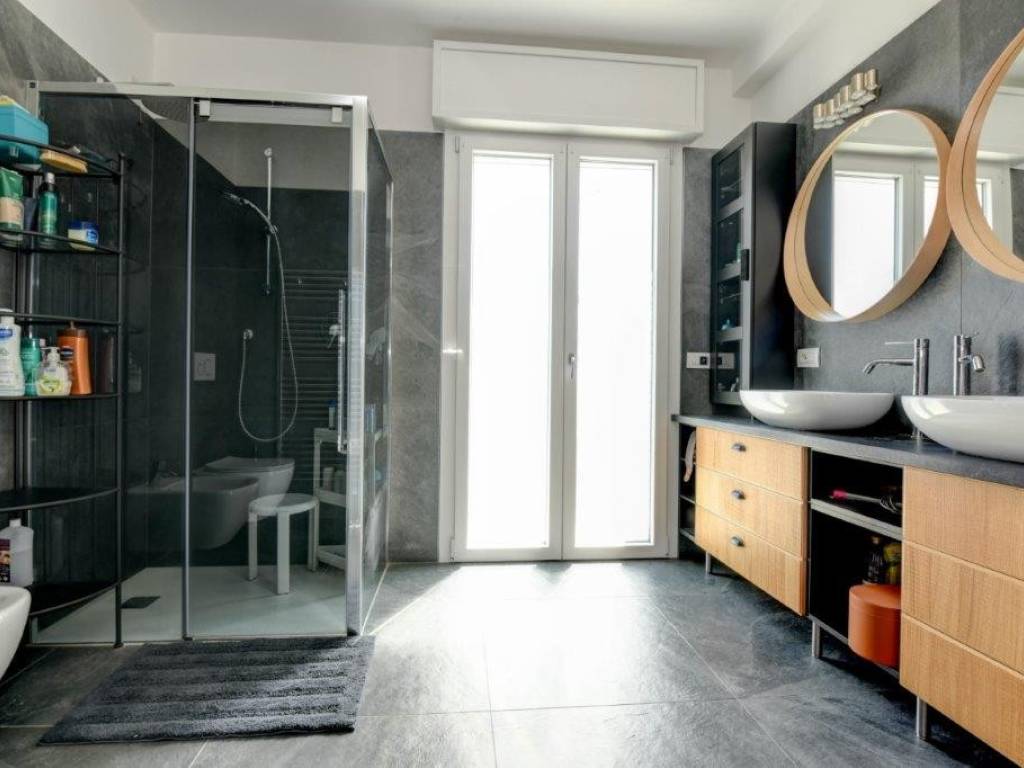 casa indipendente in vendita a Desenzano del Garda