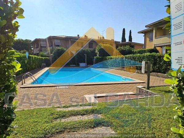 appartamento in vendita a Desenzano del Garda in zona Rivoltella