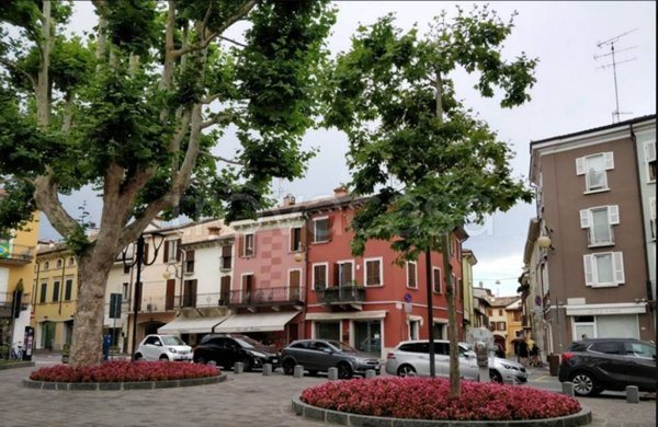 appartamento in vendita a Desenzano del Garda