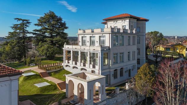 appartamento in vendita a Desenzano del Garda