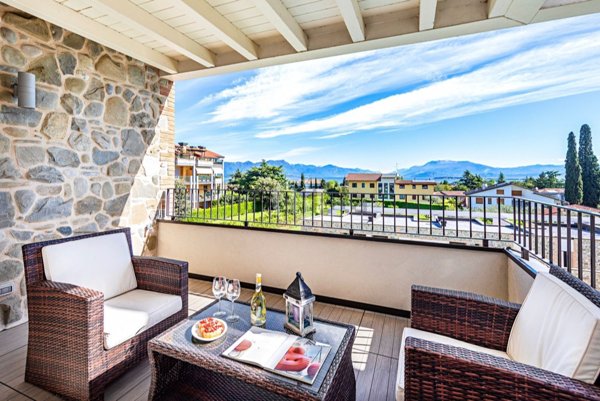 appartamento in vendita a Desenzano del Garda