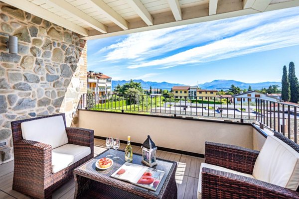 appartamento in vendita a Desenzano del Garda