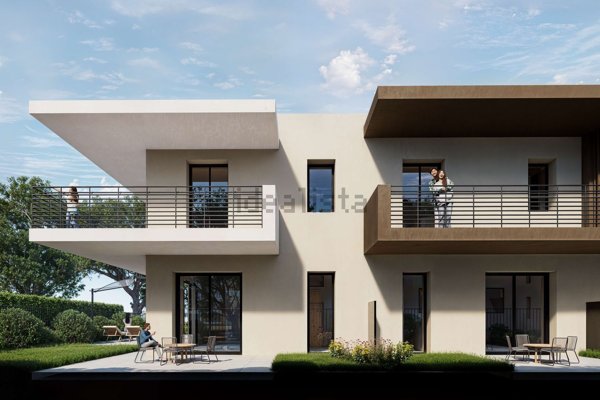 casa indipendente in vendita a Desenzano del Garda