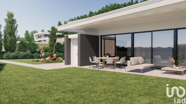casa indipendente in vendita a Desenzano del Garda