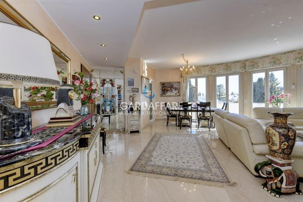 appartamento in vendita a Desenzano del Garda