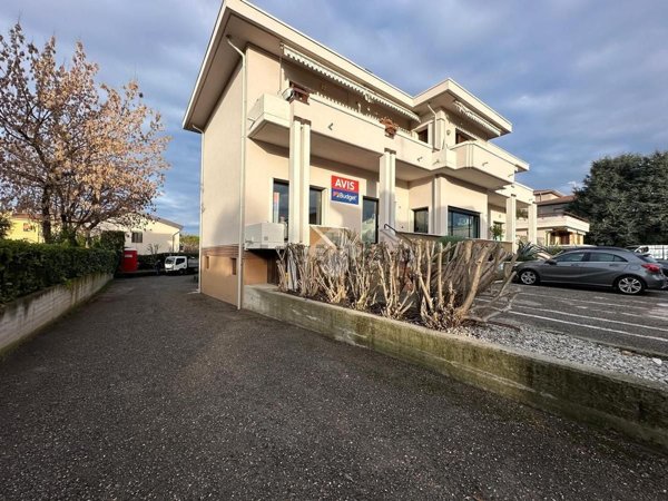 appartamento in vendita a Desenzano del Garda