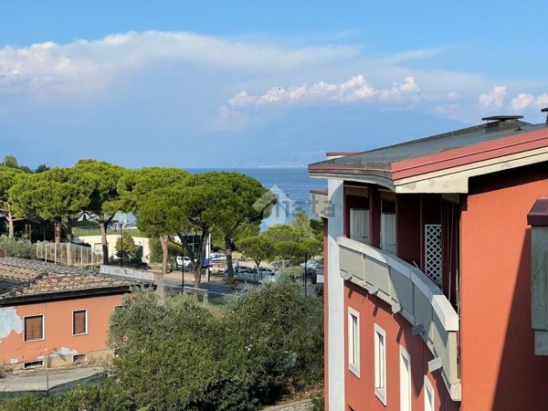 appartamento in vendita a Desenzano del Garda