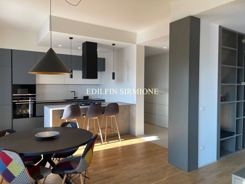 appartamento in vendita a Desenzano del Garda
