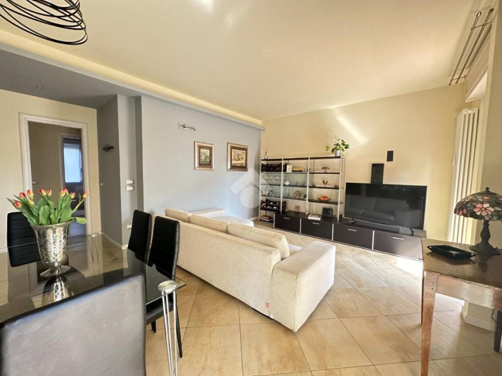 appartamento in vendita a Desenzano del Garda