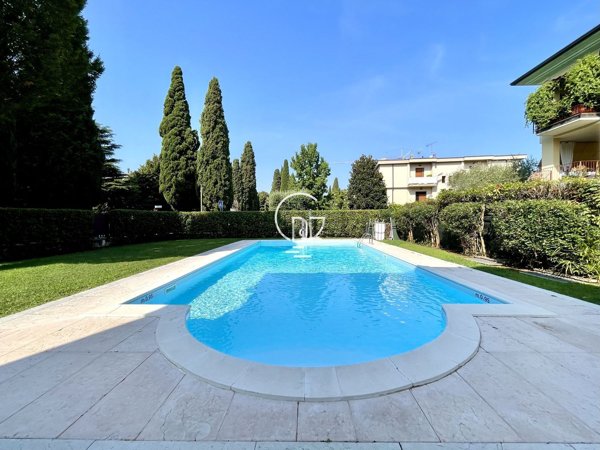 appartamento in vendita a Desenzano del Garda