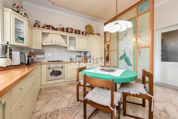 appartamento in vendita a Desenzano del Garda
