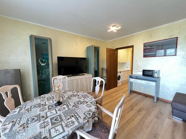 appartamento in vendita a Desenzano del Garda in zona Rivoltella