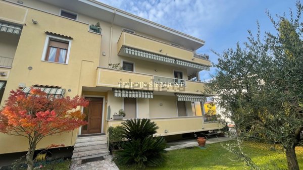appartamento in vendita a Desenzano del Garda