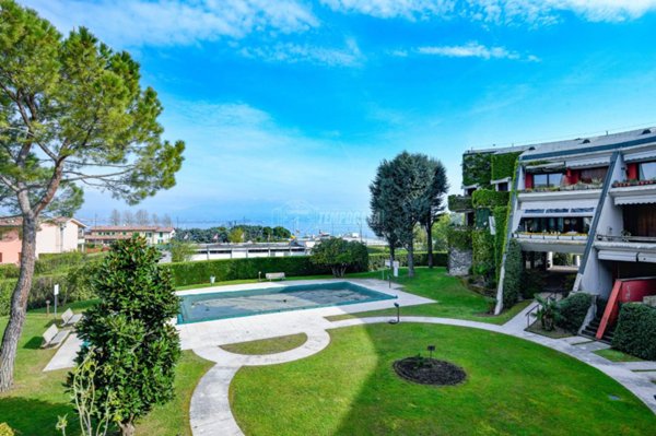 appartamento in vendita a Desenzano del Garda