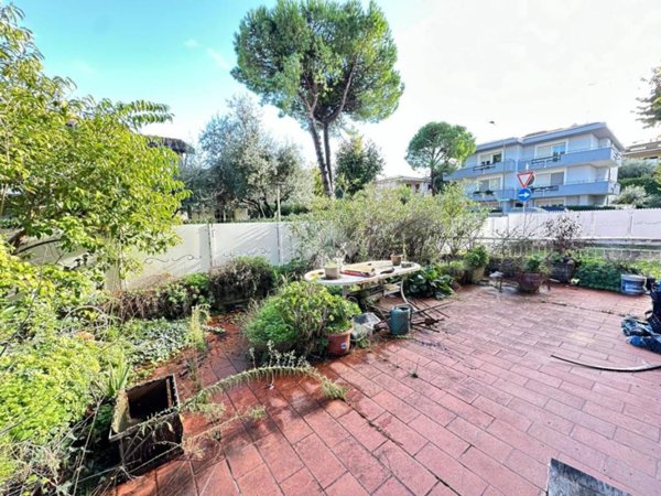 appartamento in vendita a Desenzano del Garda