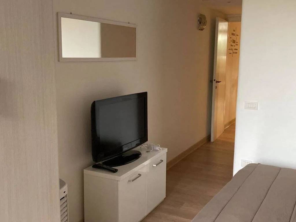 appartamento in vendita a Desenzano del Garda in zona Rivoltella