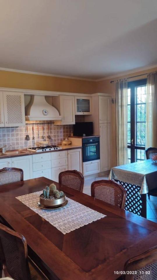 casa indipendente in vendita a Desenzano del Garda