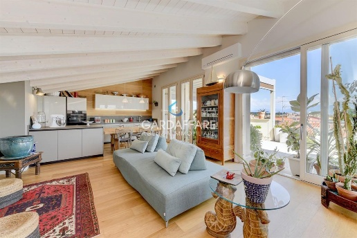 appartamento in vendita a Desenzano del Garda