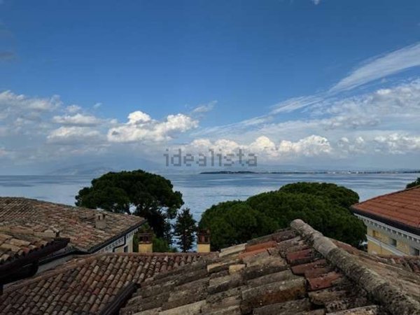appartamento in vendita a Desenzano del Garda