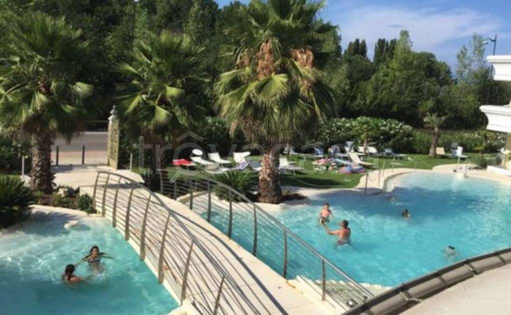 appartamento in vendita a Desenzano del Garda