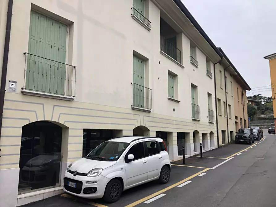 negozio in vendita a Desenzano del Garda