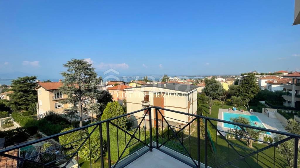 appartamento in vendita a Desenzano del Garda