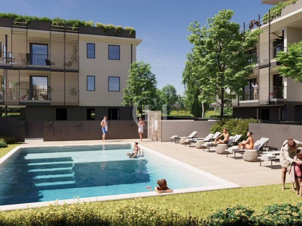 attico in vendita a Desenzano del Garda in zona Rivoltella