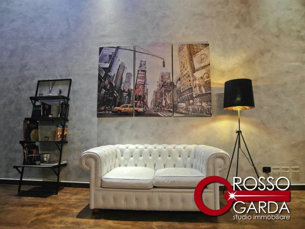 ufficio in vendita a Desenzano del Garda