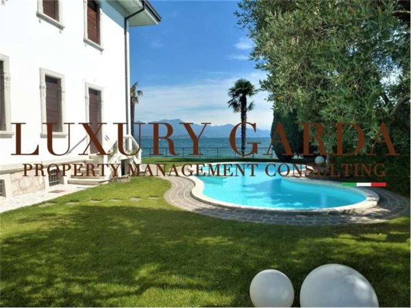 casa indipendente in vendita a Desenzano del Garda