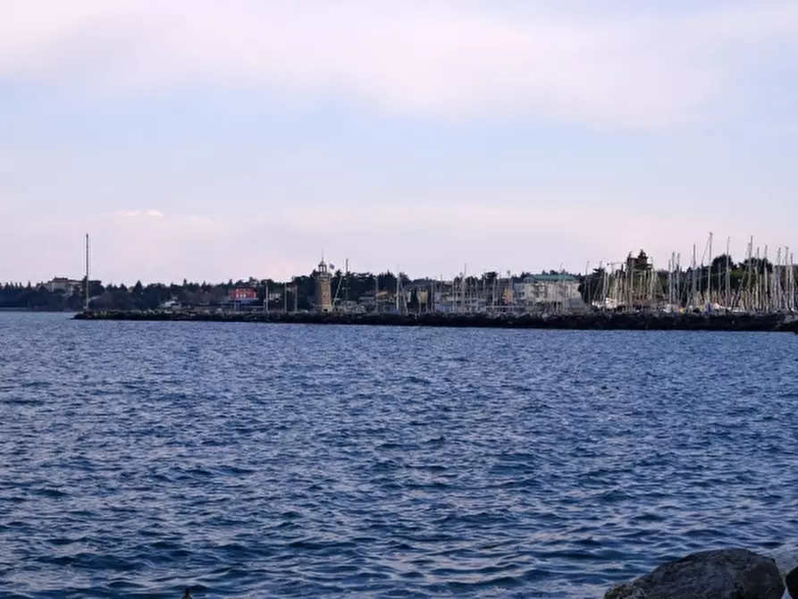 appartamento in vendita a Desenzano del Garda