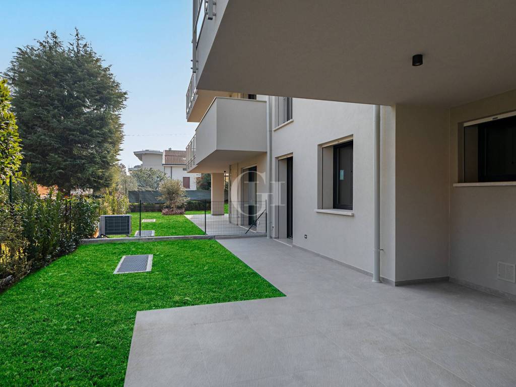 appartamento in vendita a Desenzano del Garda