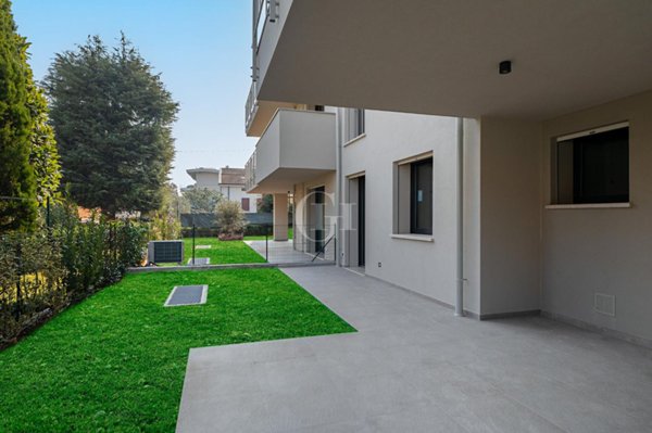 appartamento in vendita a Desenzano del Garda
