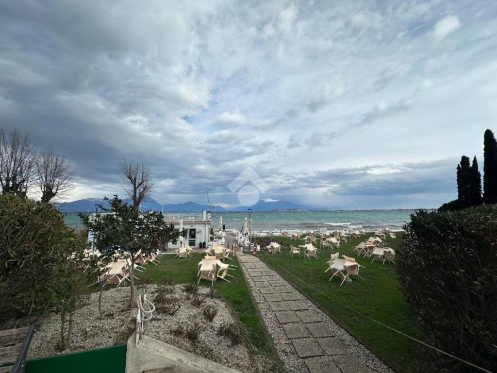 appartamento in vendita a Desenzano del Garda