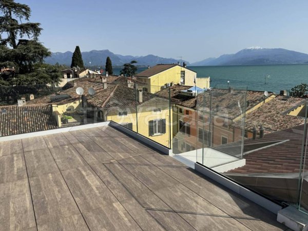appartamento in vendita a Desenzano del Garda