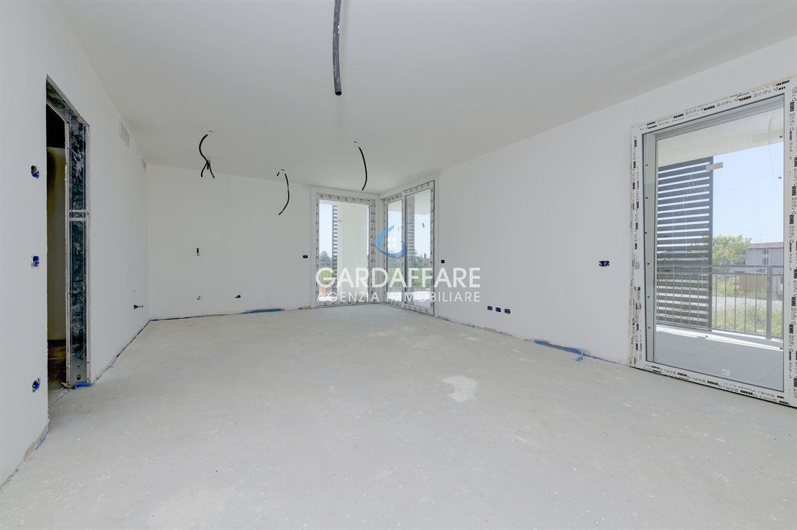 appartamento in vendita a Desenzano del Garda in zona Rivoltella